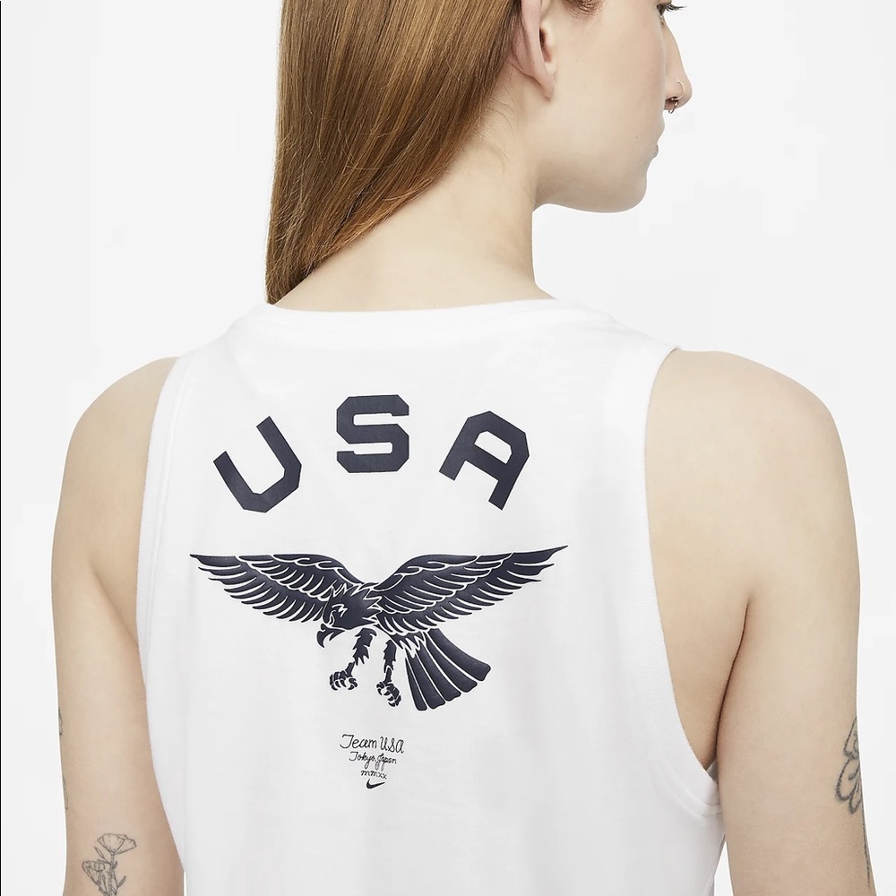 Nike - Picture 5 of 5